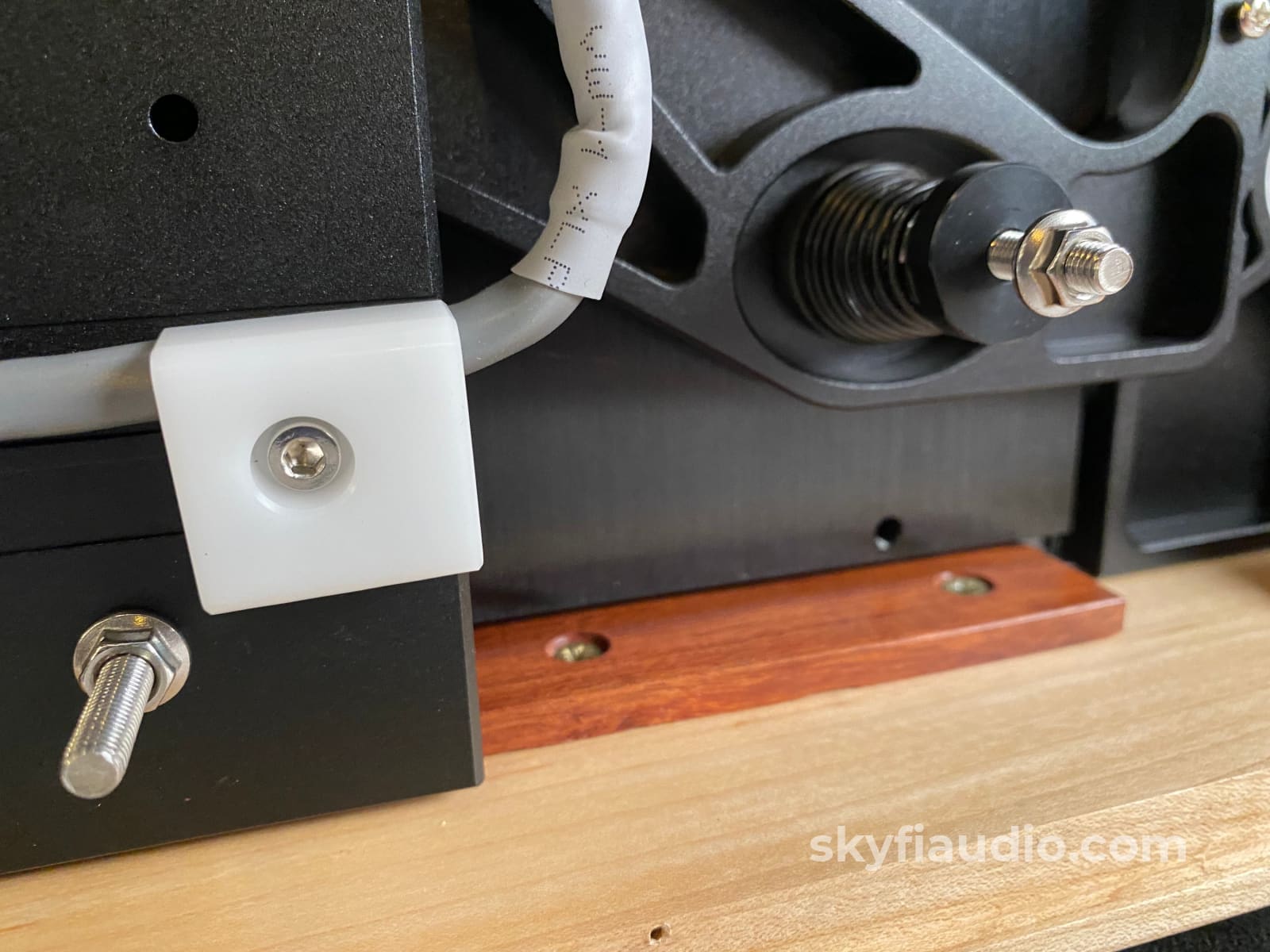 Linn Lp12 Custom Skyfi Build With Sme Tonearm And New Sumiko Songbird Turntable