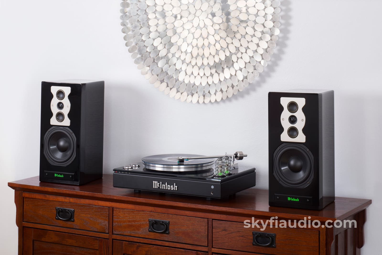 Mcintosh Xr50 Bookshelf Loudspeaker - New Speakers